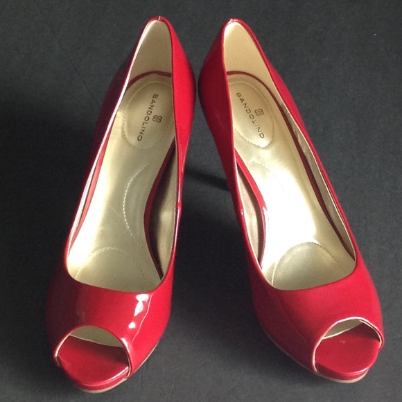 ⭕️ Bandolina - Glossy Red 'Rainaa' Open Toe Pumps - Picture 2 of 8